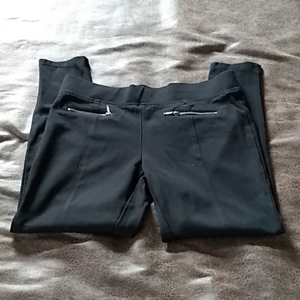 Black leggings